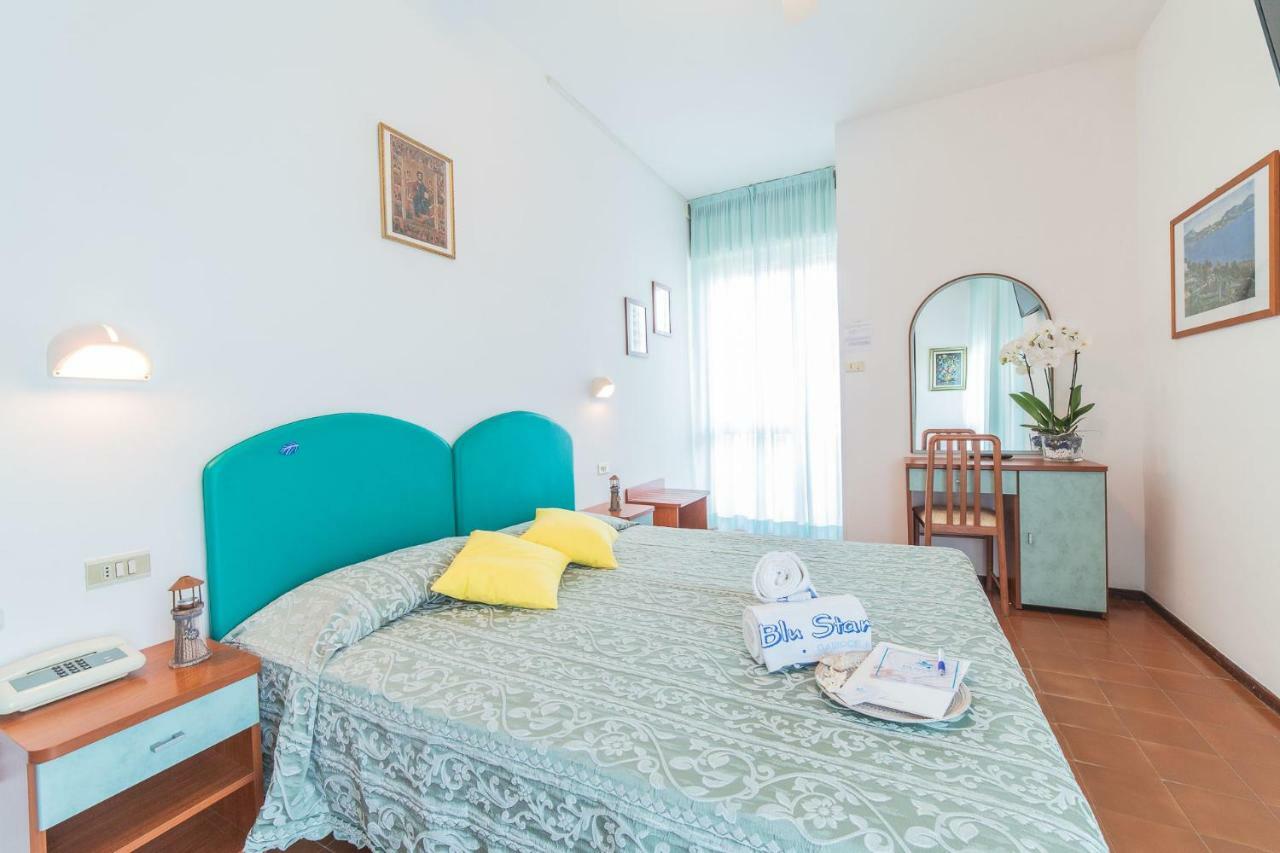Blu Star Hotel Gabicce Mare Exterior foto